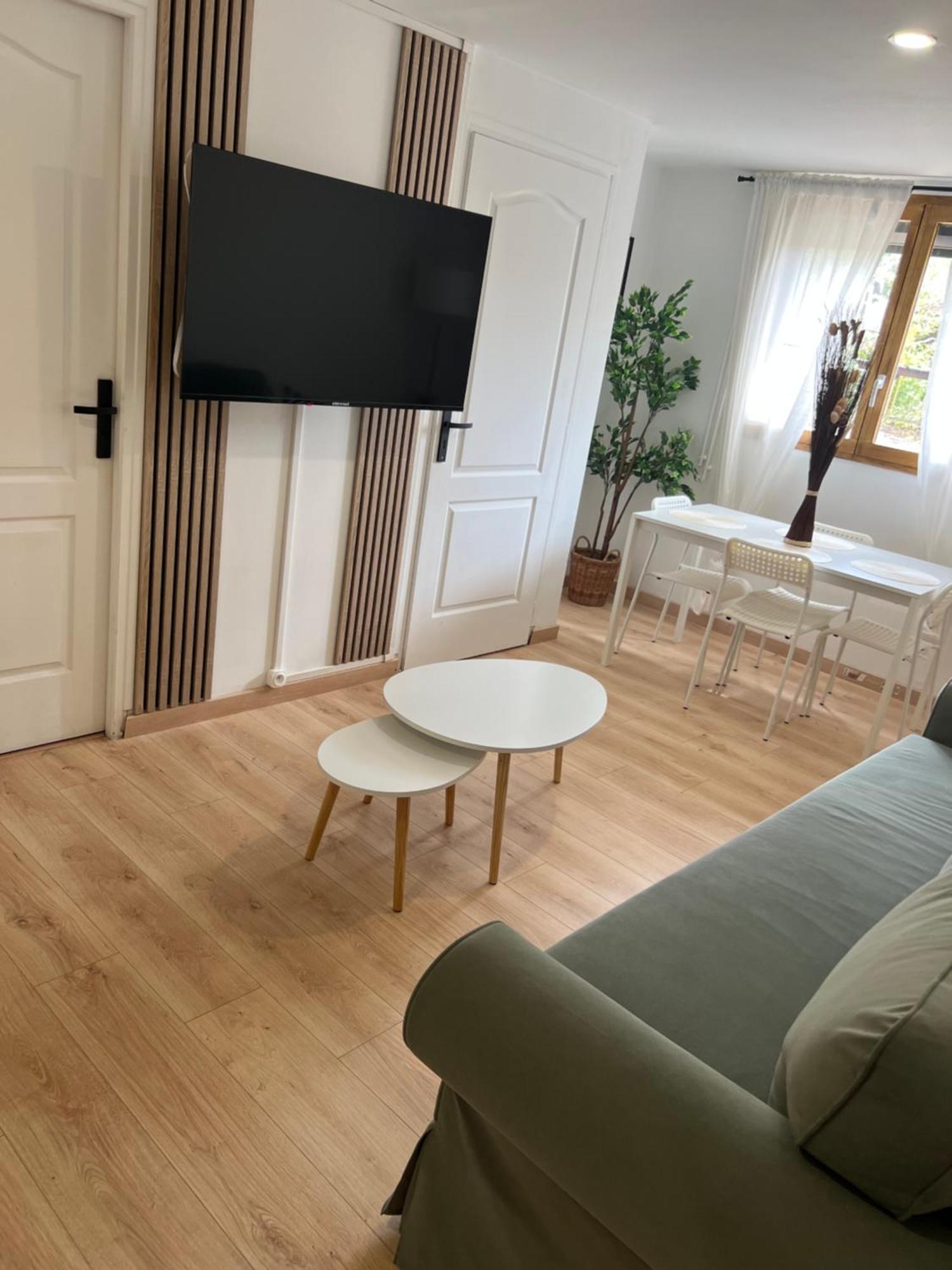 Appartement Pres De Paris, Disney & Cdg Tremblay-en-France Εξωτερικό φωτογραφία